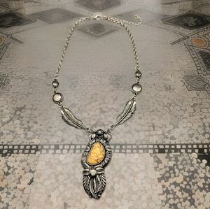 Artisan Howlite Stone Boho Feather Native American Silver Necklace